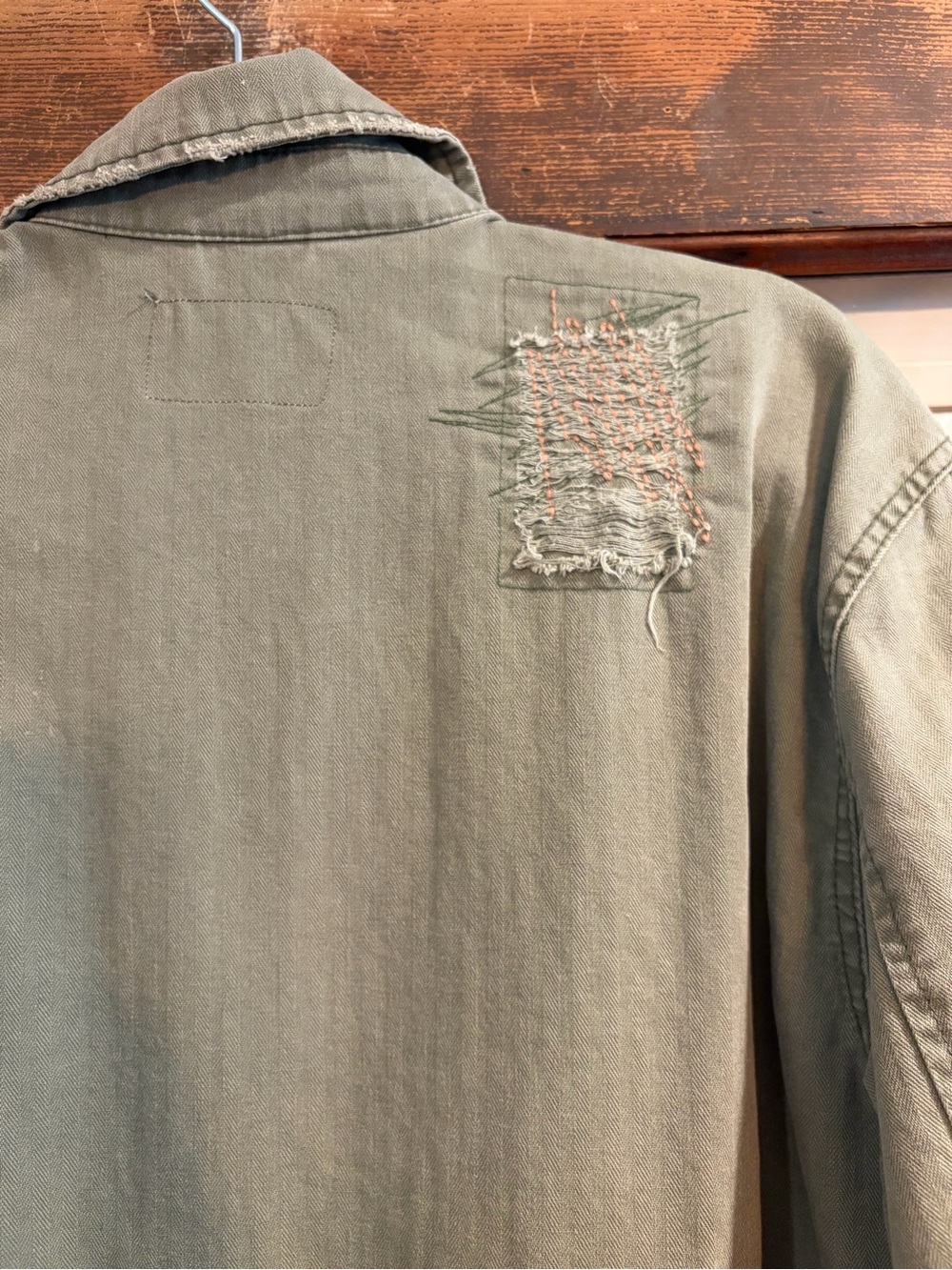 Free People "We The Free" jacket features intentional raw-edge paneling LG EUC - Picture 5 of 7